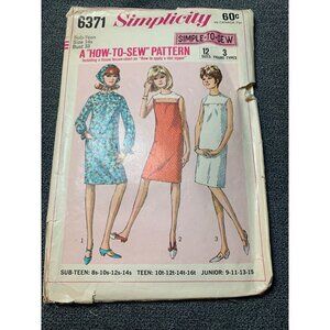 Simplicity 6371 Dress Pattern Size 14 Sub-Teen  Vintage Sewing 1960s